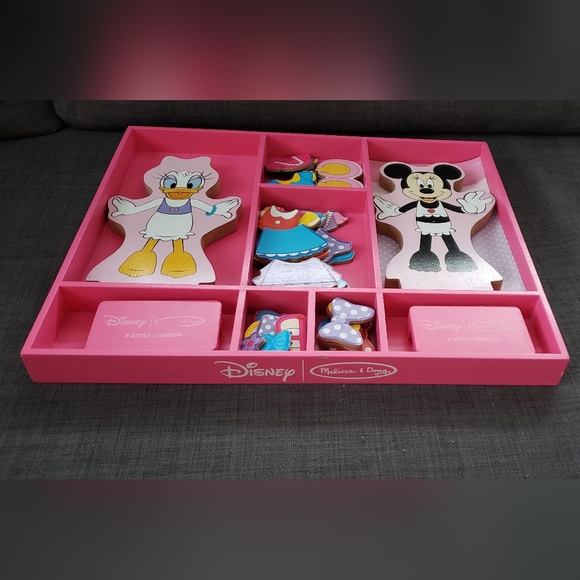 Melissa & Doug Wooden Magnetic Dress-Up - Picture 8 of 8